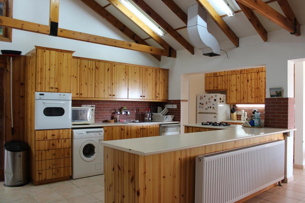 Villa In Moniatis Номер фото